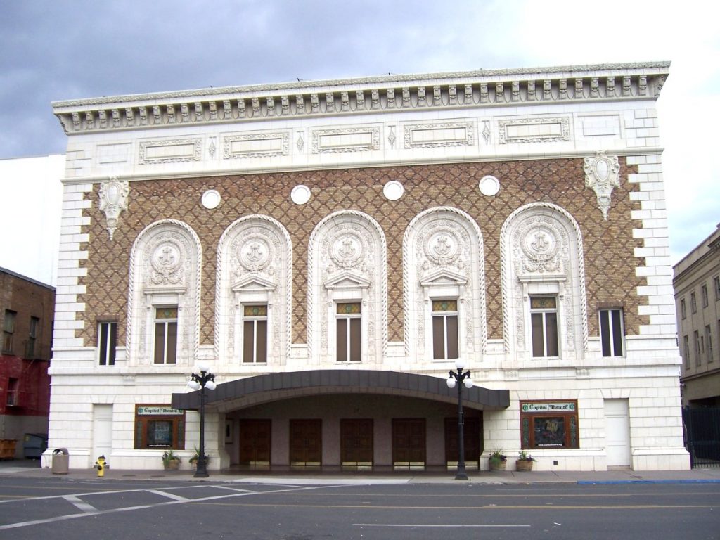 Theatre in Yakima, Washington

