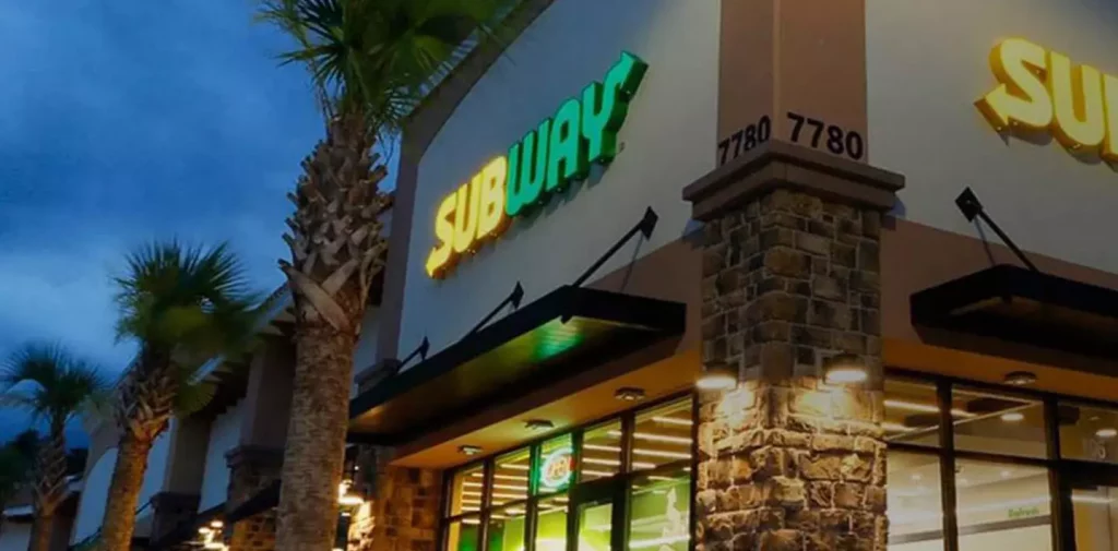 Sandwich shop in Forks by the name of subway