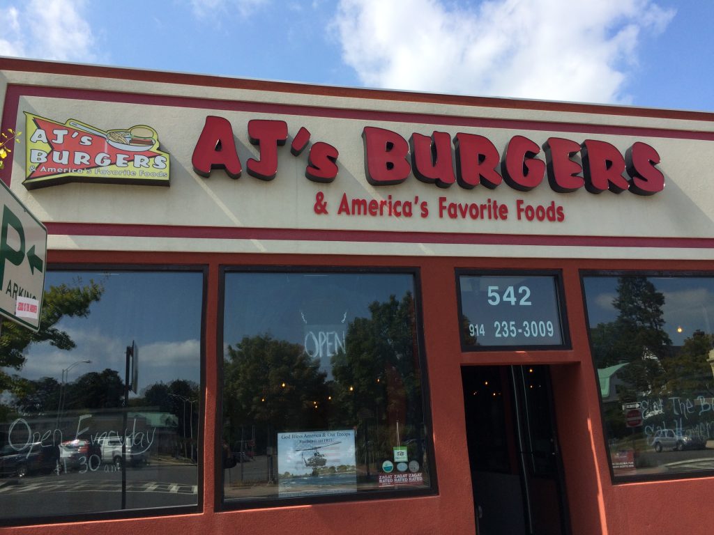 Hamburger restaurant in Marysville, WA

