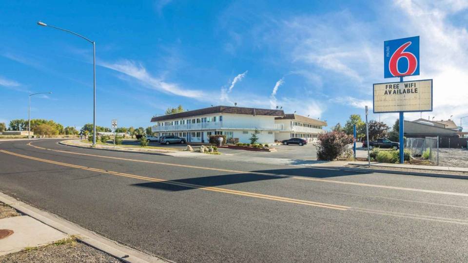 2-star hotel in Moses Lake for Couples