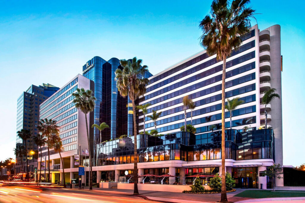 4-star nice hotel in Long Beach, CA
