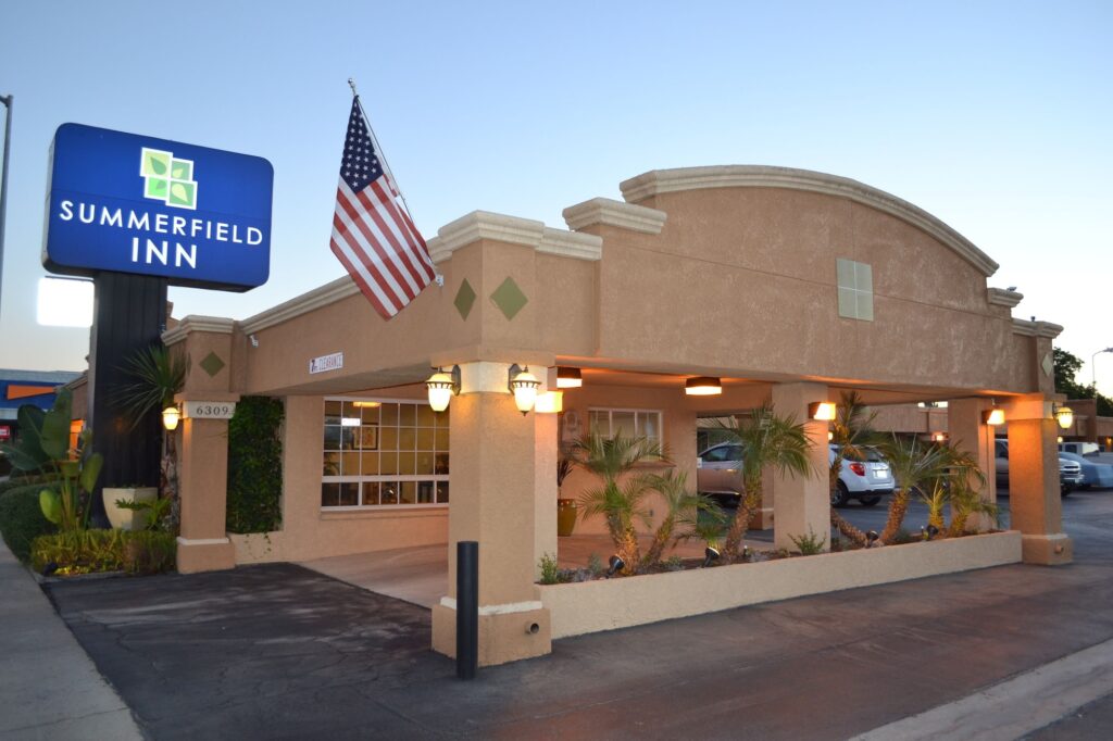 2-star affordable hotel in Fresno, CA