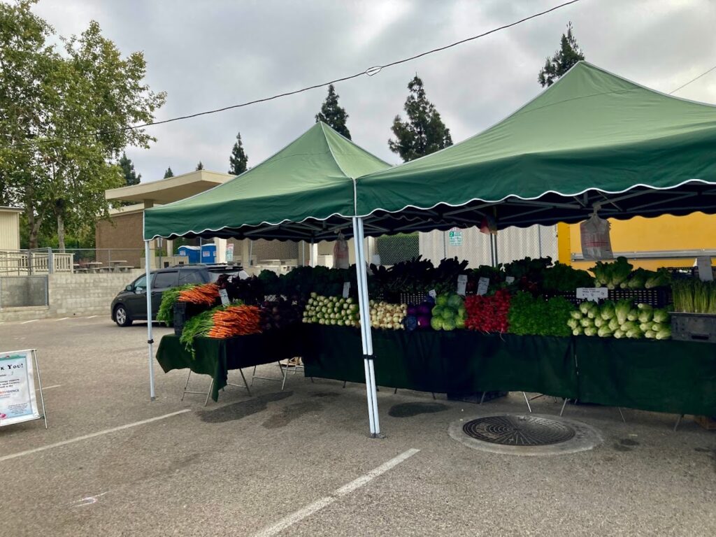 Farmers' market in Burbank, California
