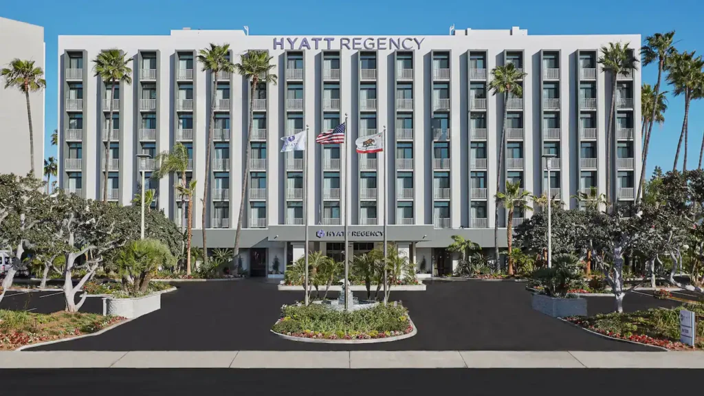 4-star hotel in Newport Beach, California