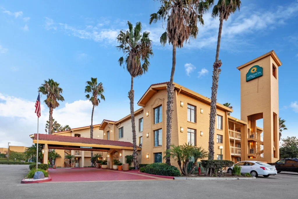 2-star nice hotel in Ventura, California

