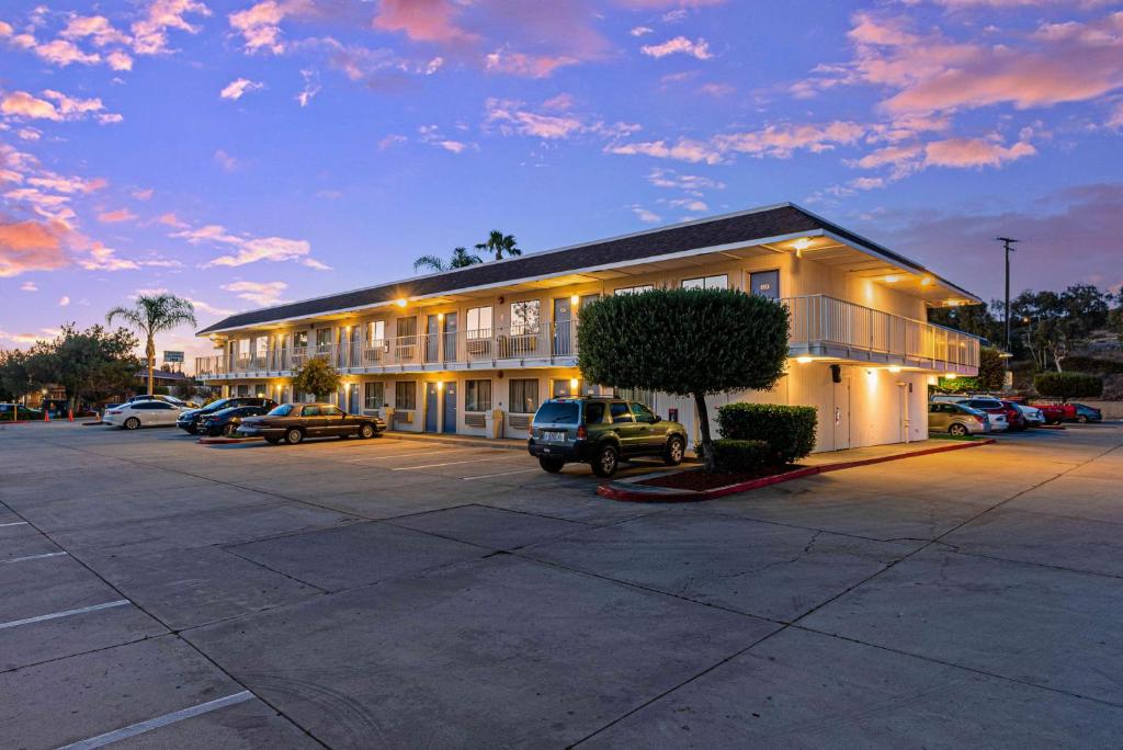 2-star Luxury hotel in Temecula, California