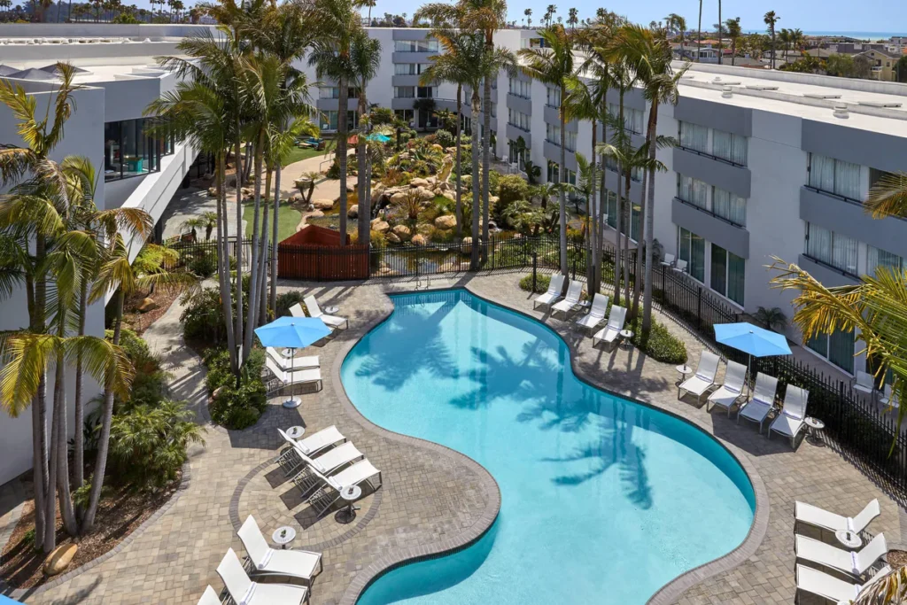 3-star great hotel in Ventura, California
