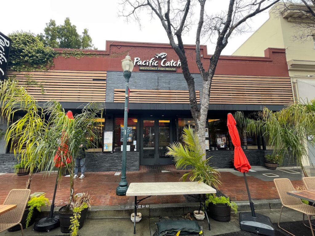 Seafood restaurant in San Mateo, CA