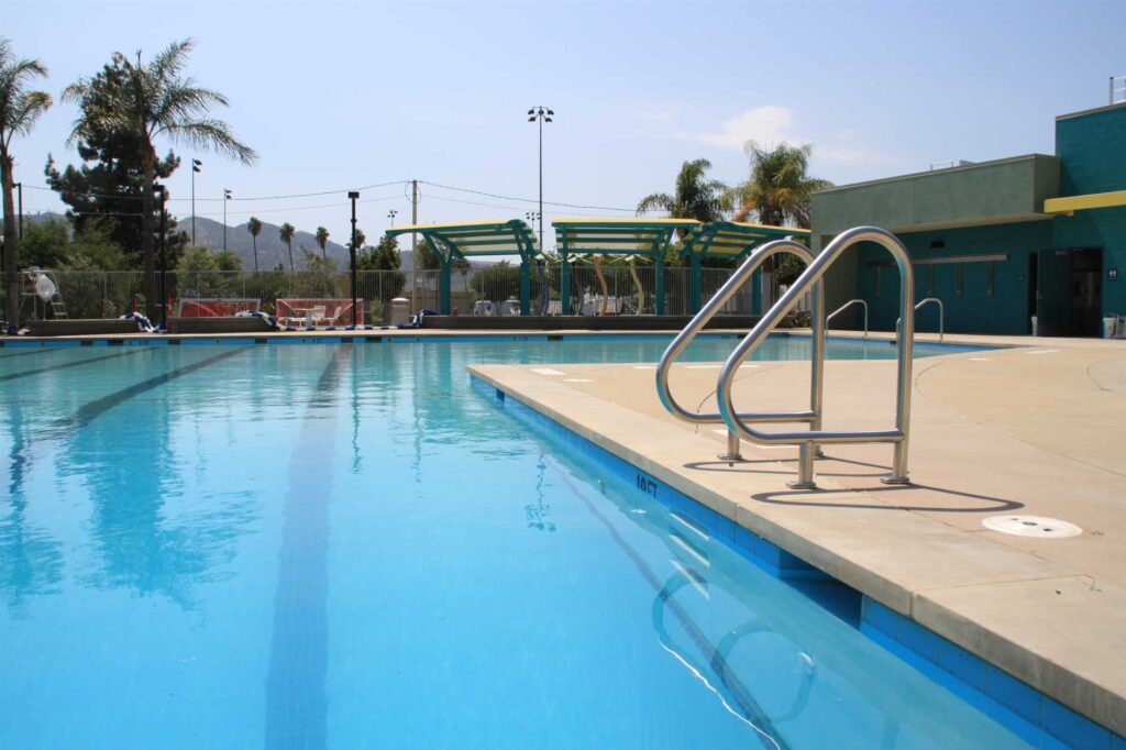Public swimming pool in Glendale, California
