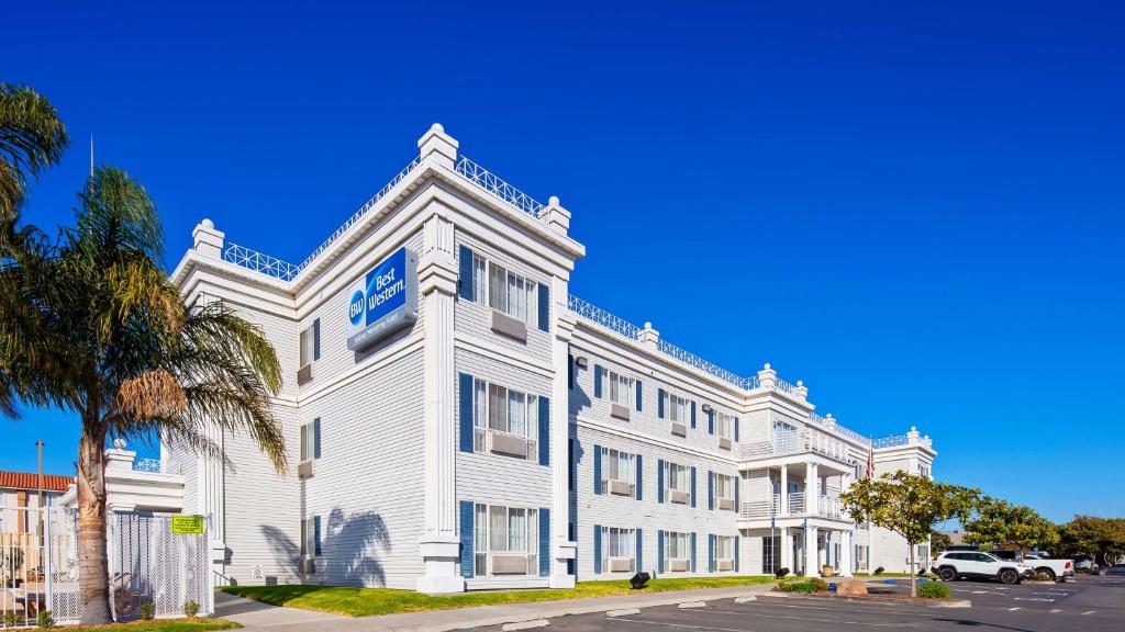 2-star Amazing hotel in Salinas, California