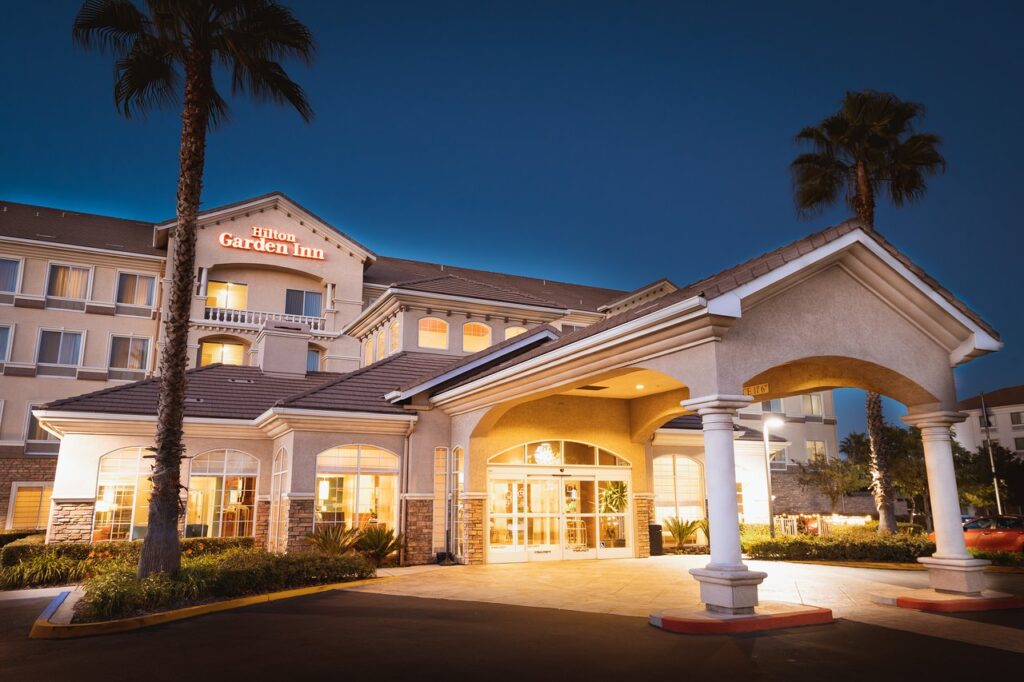 3-star nice hotel in Rancho Cucamonga, California
