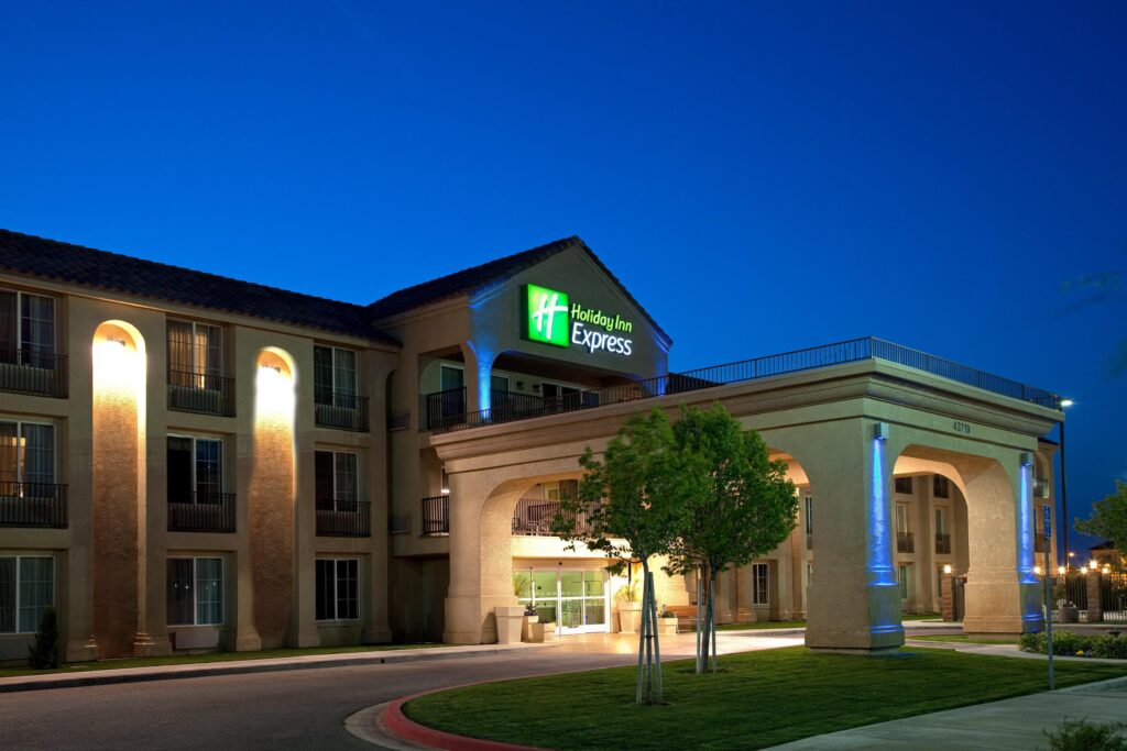 2-star amazing hotel in Lancaster, California