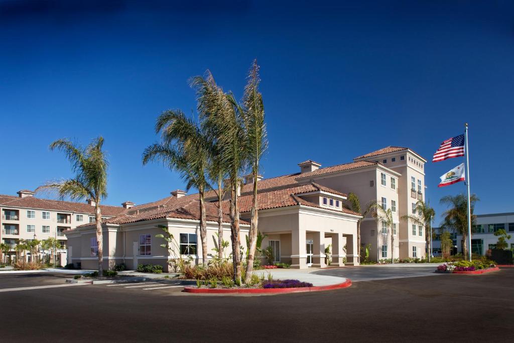3-star Top-Rated hotel in Oxnard, California
