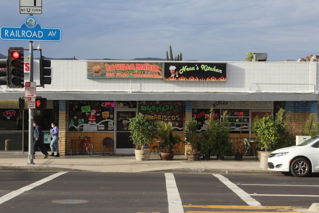 Mexican grocery store in Santa Clarita, CA