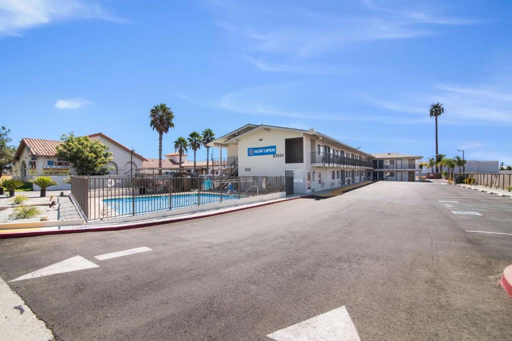 1-star affordable hotel in Moreno Valley
