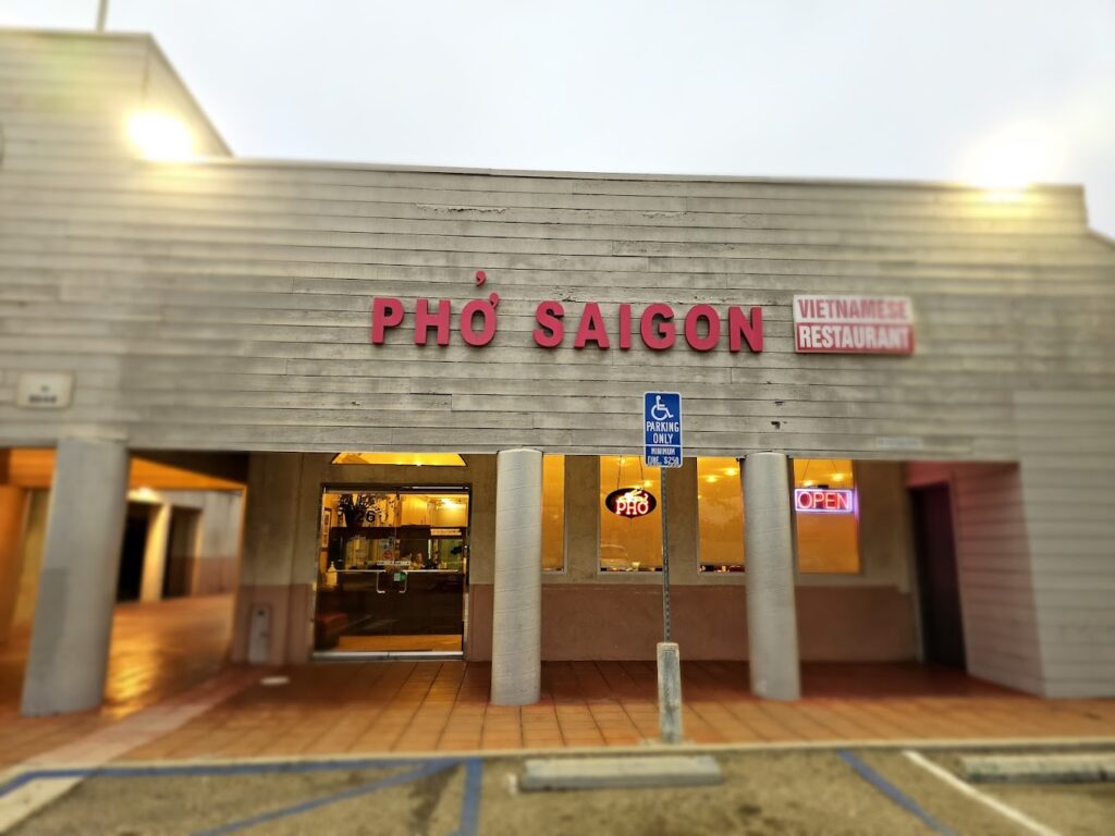 Vietnamese restaurant in Oxnard, California