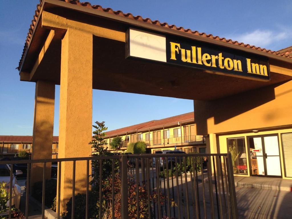 Amazing 2-star hotel in Fullerton, CA