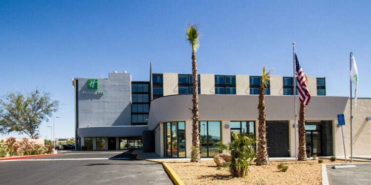 Luxury Hotels in Victorville, CA