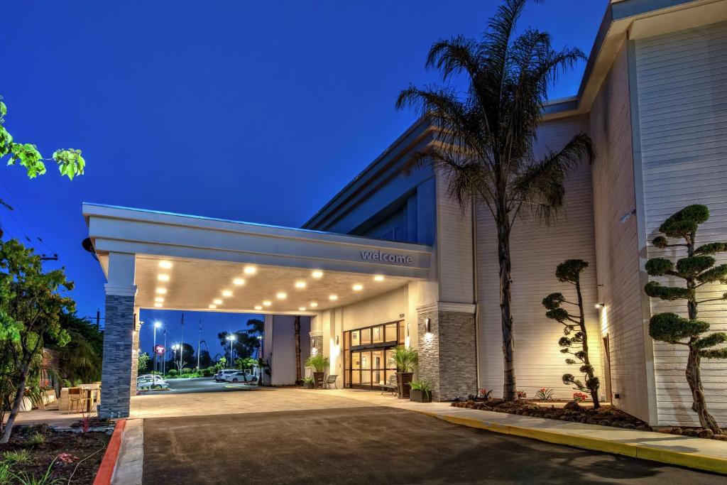 best 2-star hotel in Vallejo, CA
